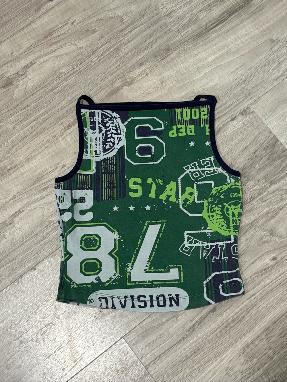 BDG Urban Outfitters woman’s Green Graphic Tank Top S